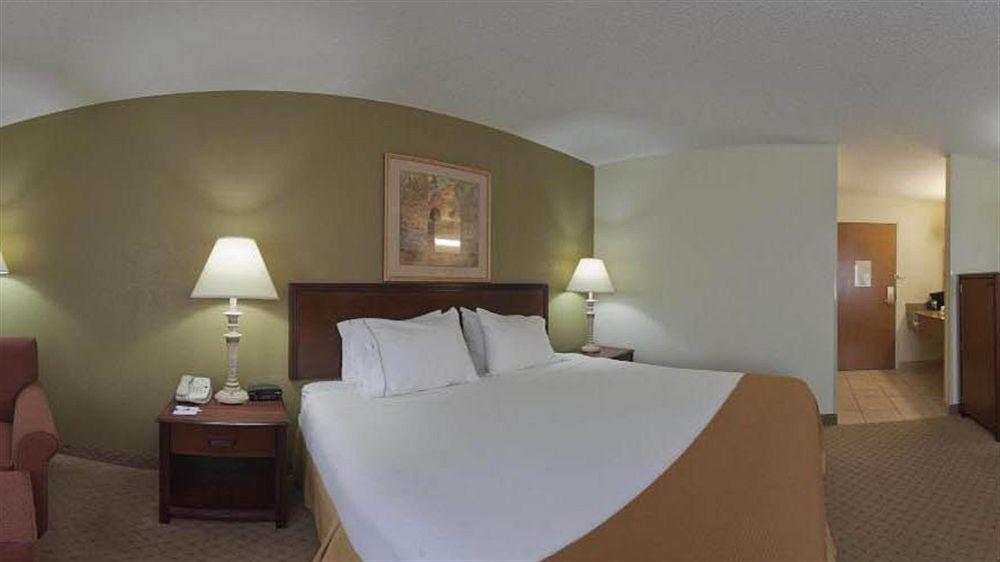 Holiday Inn Express Evansville - West By Ihg Exterior photo