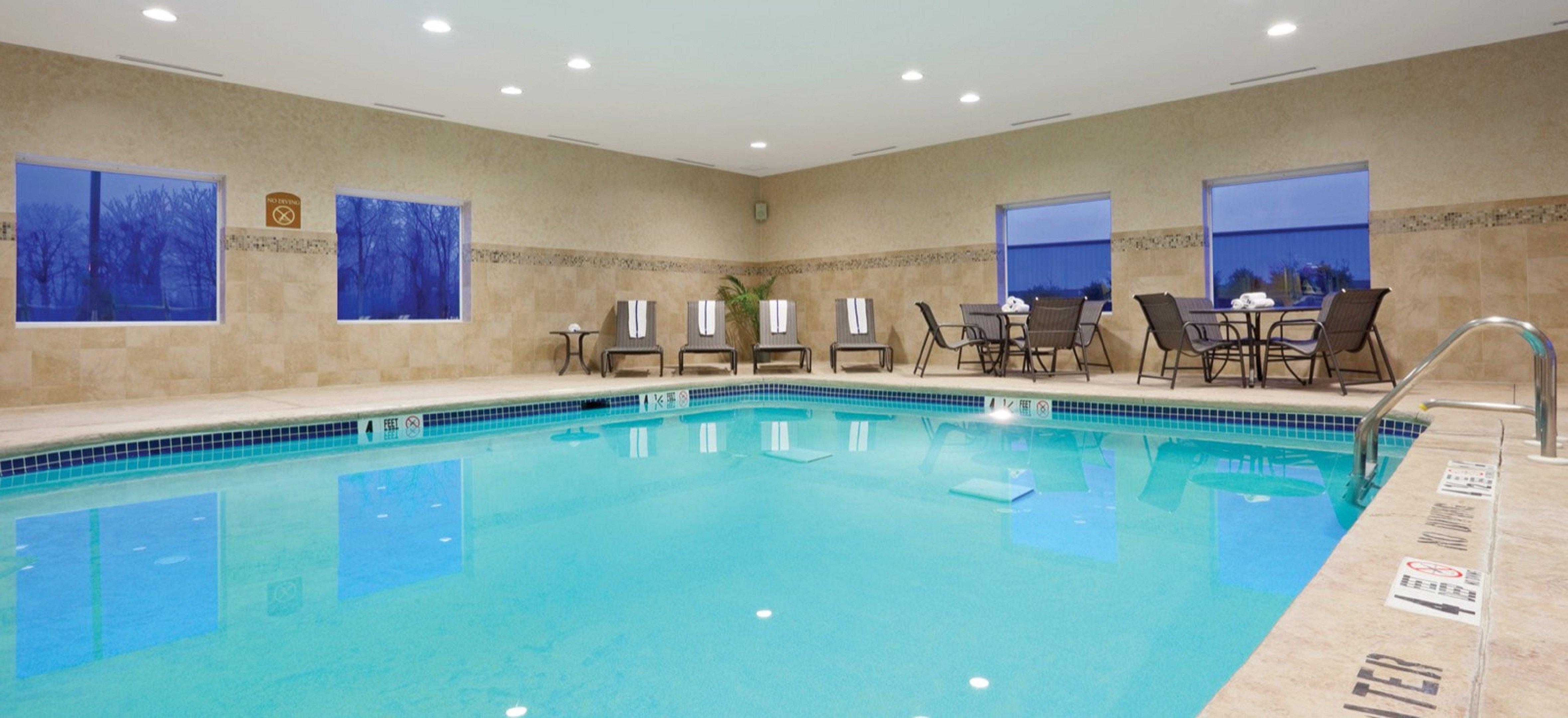 Holiday Inn Express Evansville - West By Ihg Exterior photo