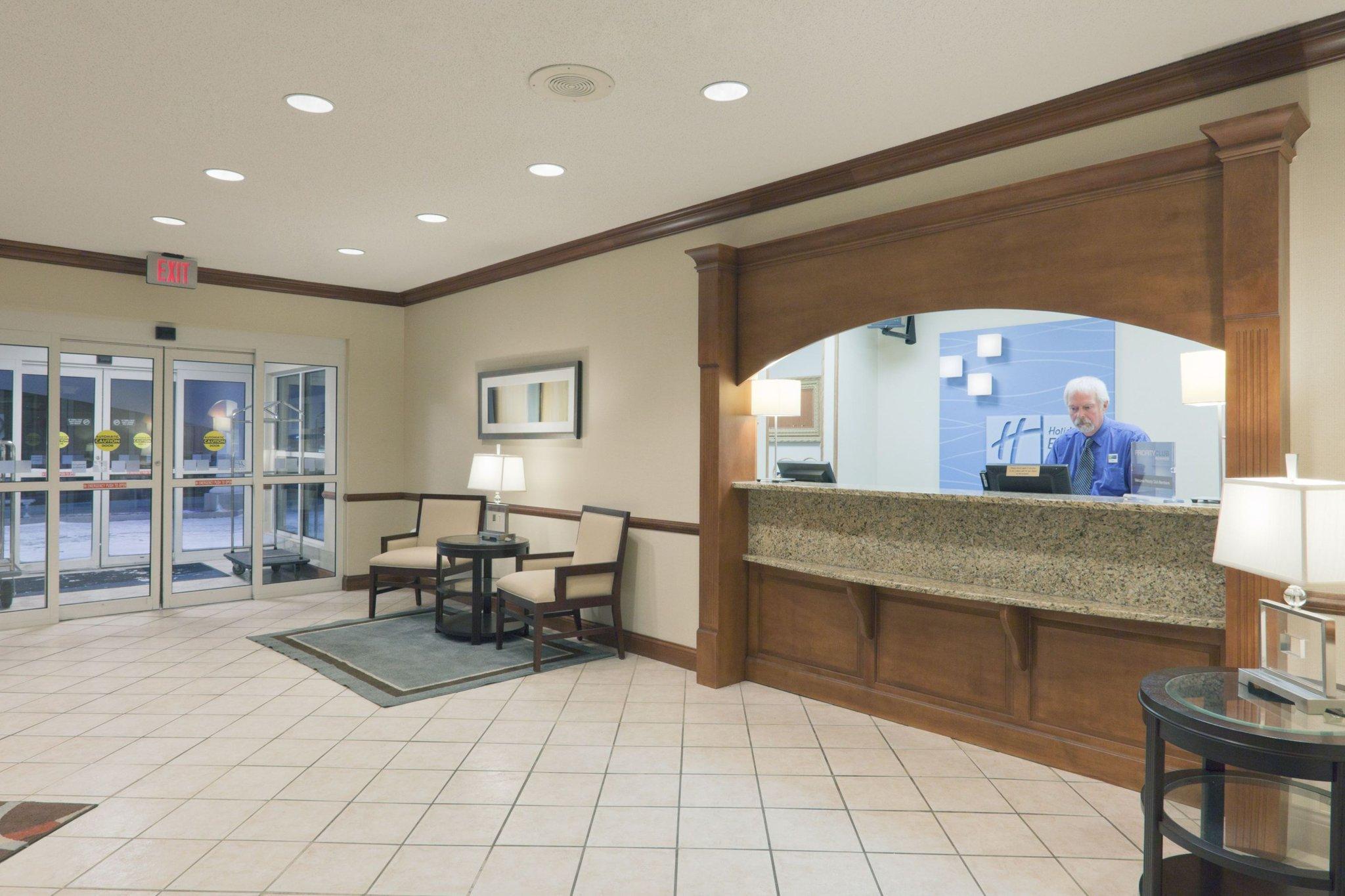 Holiday Inn Express Evansville - West By Ihg Exterior photo