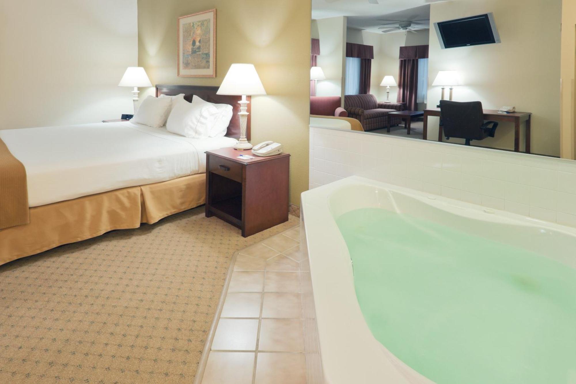 Holiday Inn Express Evansville - West By Ihg Exterior photo
