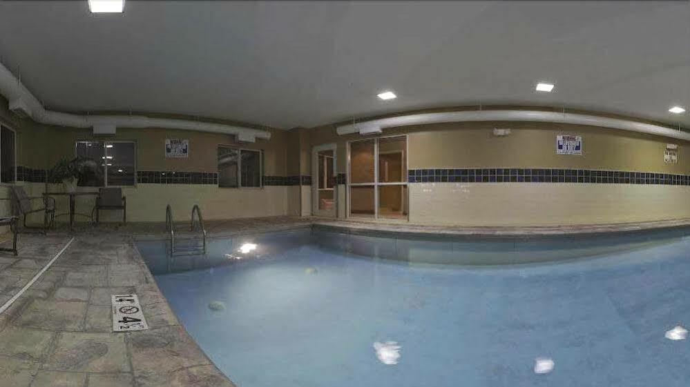 Holiday Inn Express Evansville - West By Ihg Exterior photo